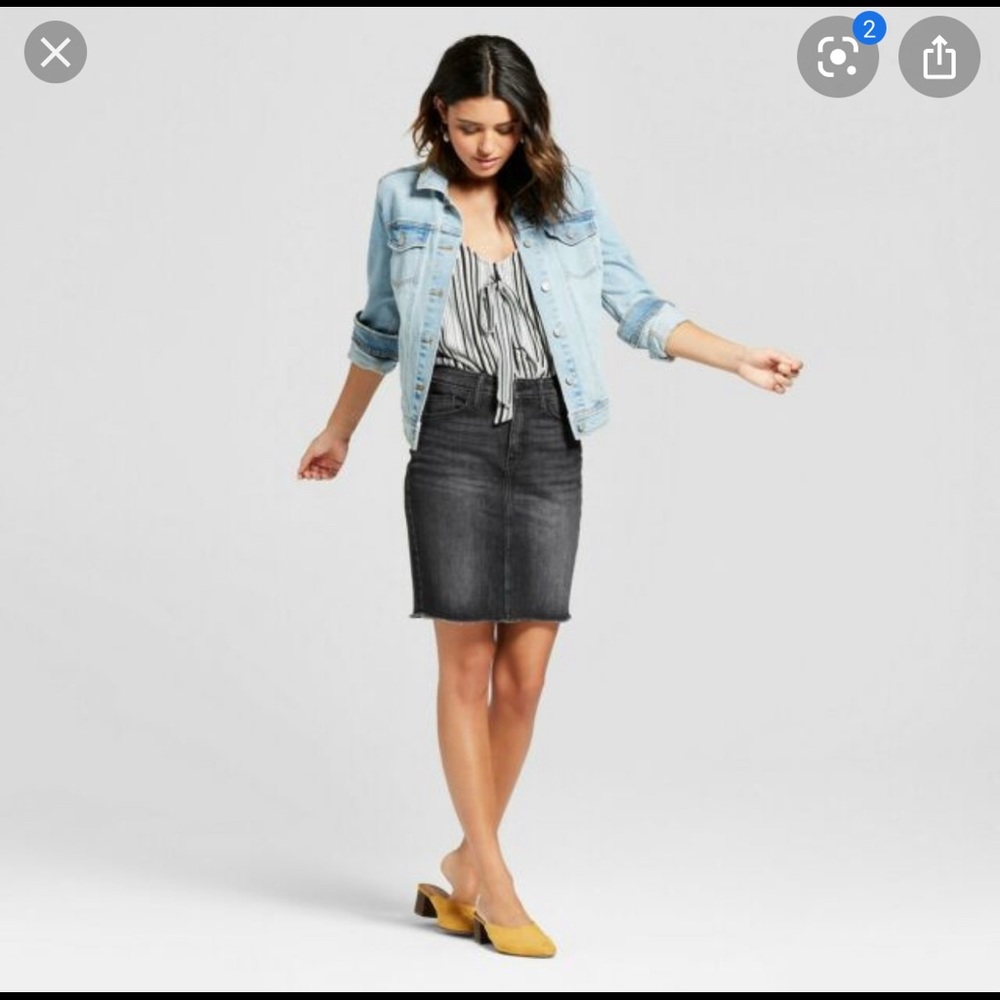 Universal Thread plus size black denim skirt